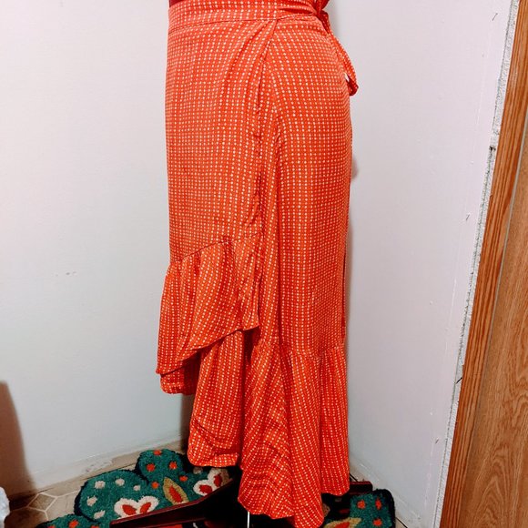 GAP Red and White A-Line Midi Skirt with Ruffled High-Low Hem - Picture 4 of 8